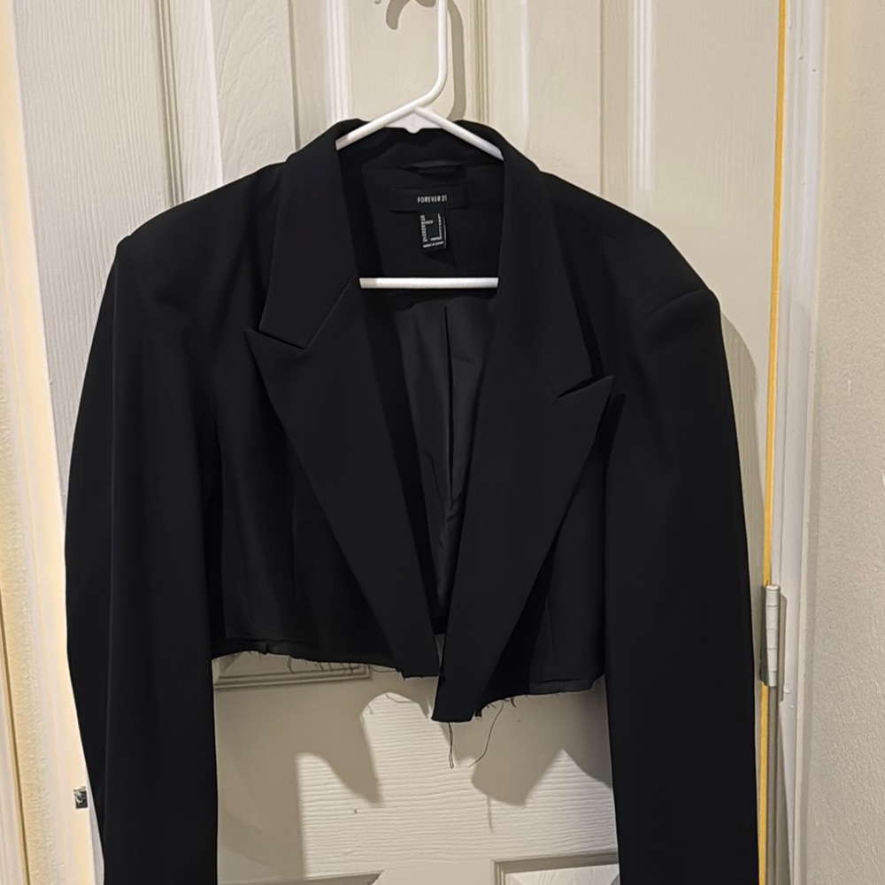 Women's Black Cropped Blazer
